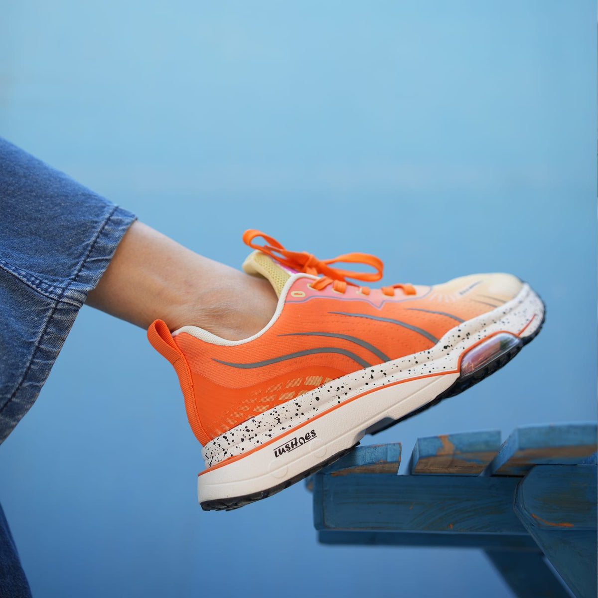 Zoom Orange